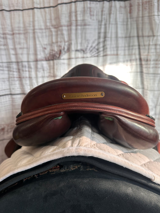 USED 18" Vega Amerigo Monoflap Cross Country Saddle