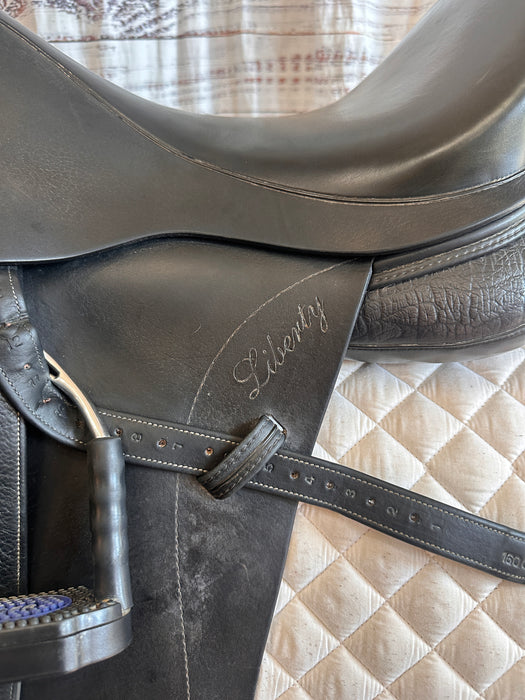 Patrick Liberty Dressage Saddle 17.5"