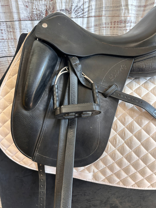 Patrick Liberty Dressage Saddle 17.5"