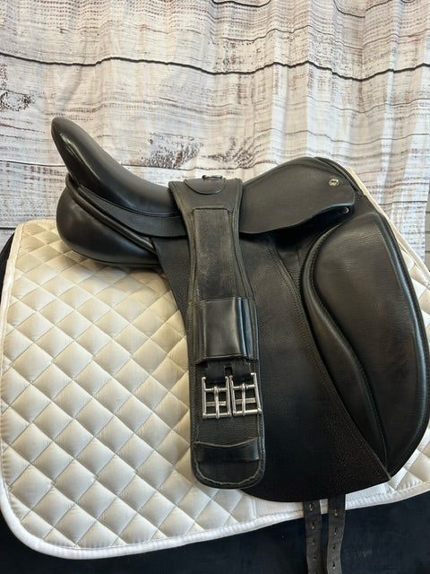 Used Black Country Eden Dressage Saddle- 18.0"