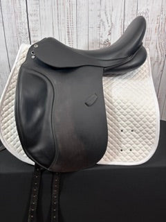 Collegiate Dressage Saddle 2018